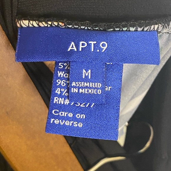 Apt. 9 Dress - Picture 4 of 8